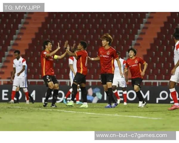 浦和红钻迎战名古屋八鲸争夺联赛关键三分的激烈对决