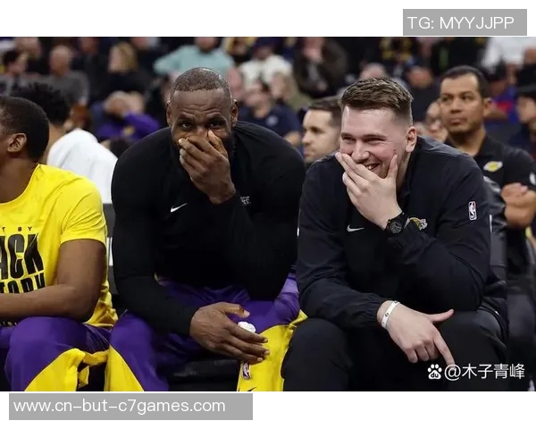 湖人队在2020年12月9日对阵对手的精彩比赛回顾与分析